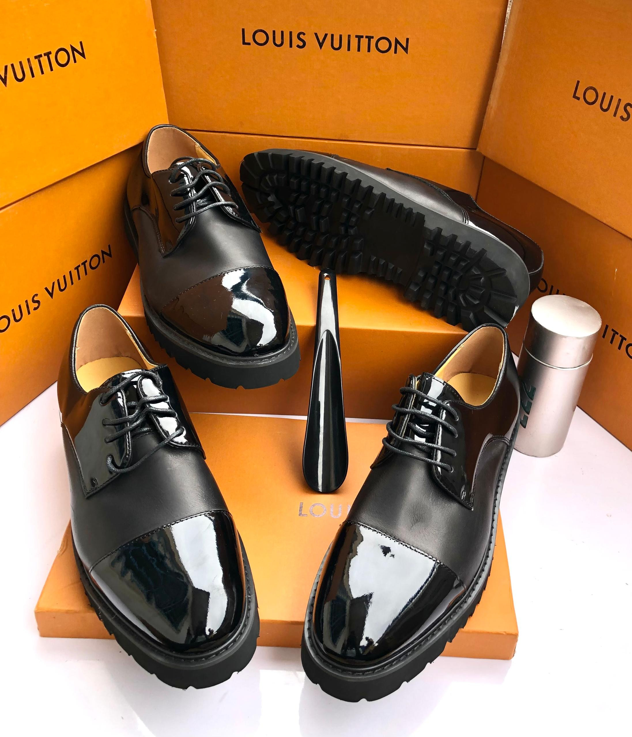 Chaussure élégante cuir Hommes